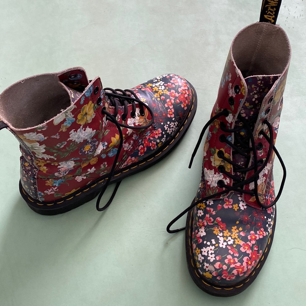Dr. martens